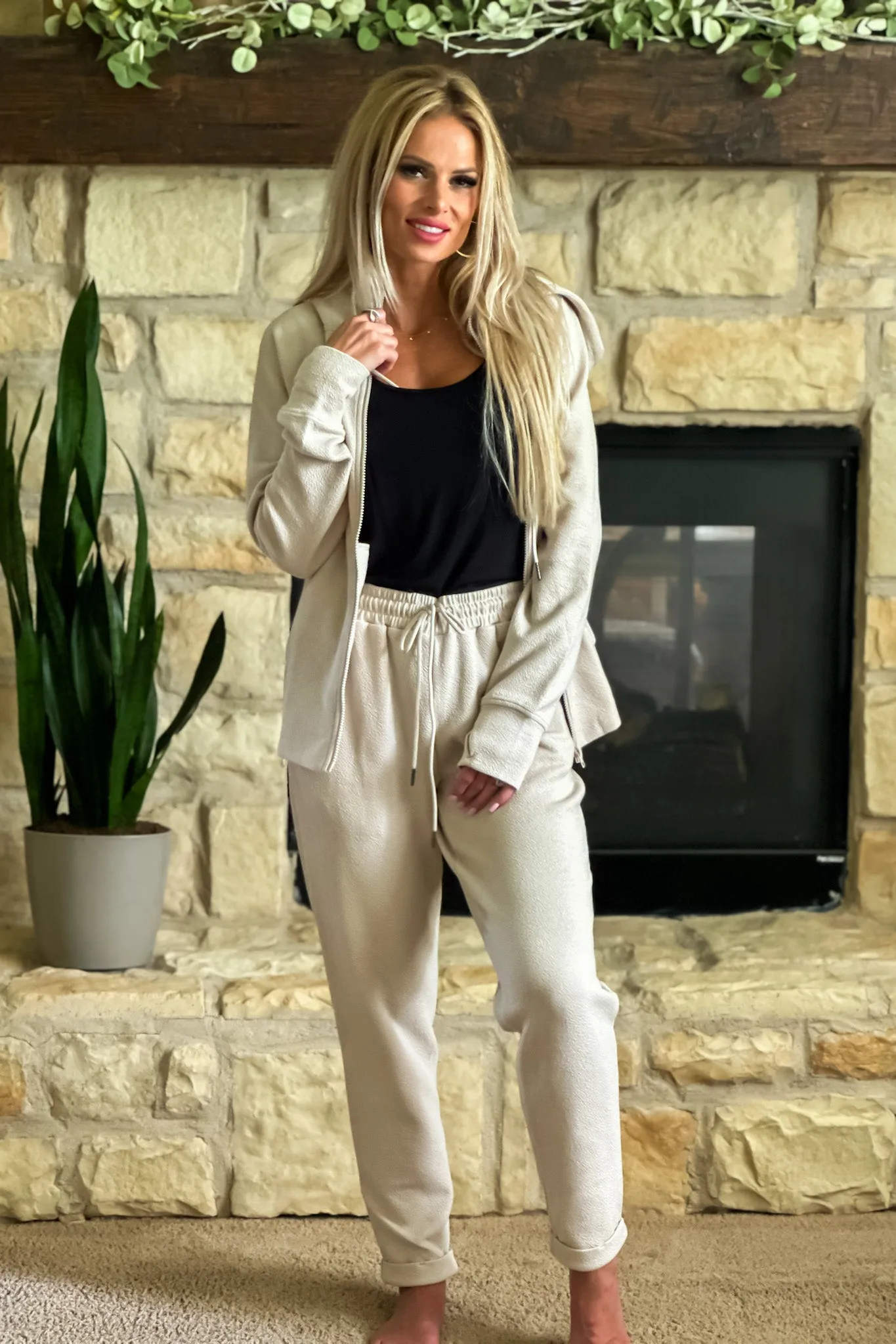 Bethany Textured Knit Pants : Dove