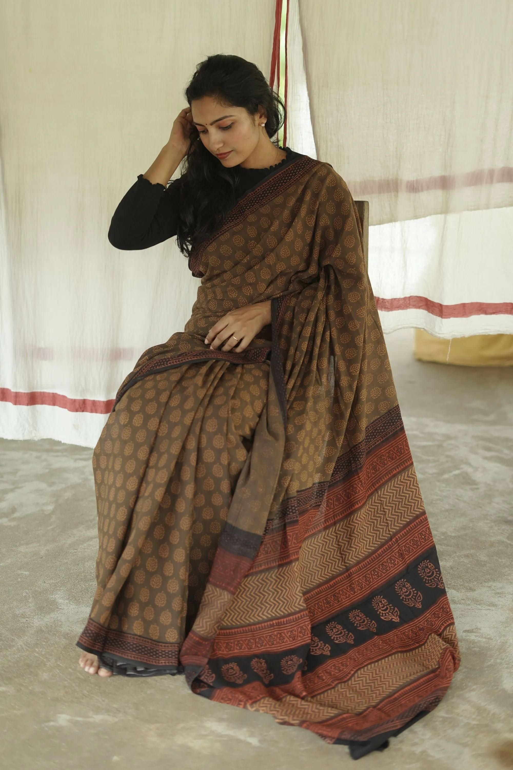 Roheda Chevron natural dyed handblock printed Bagru saree