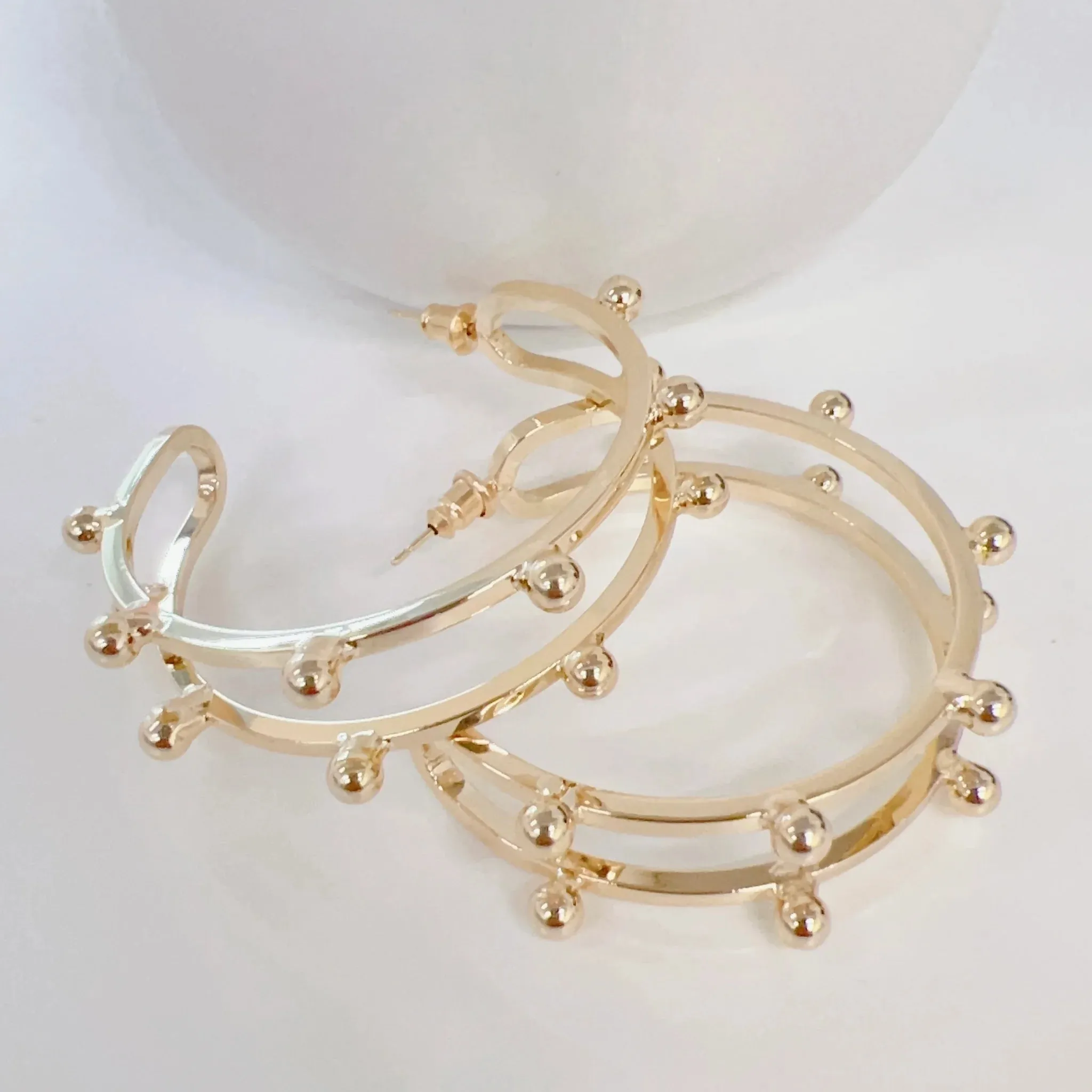 The Kelsey Hoop | Treasure Jewels